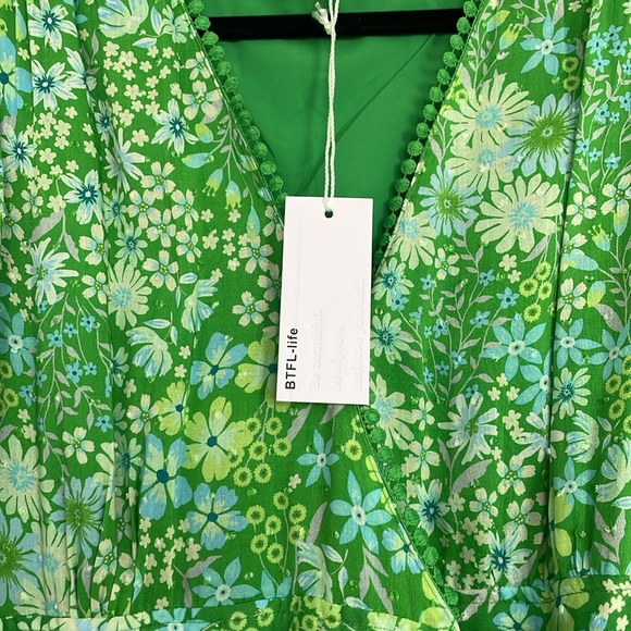 BTFL-Life Kyla Green Wrap Maxi Dress NWT - Picture 11 of 11